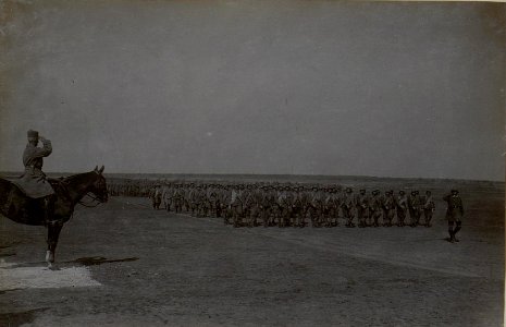 Kaiserin Geburtstagfeier.Defilierung der Sturmkompagnie. (BildID 15656050)