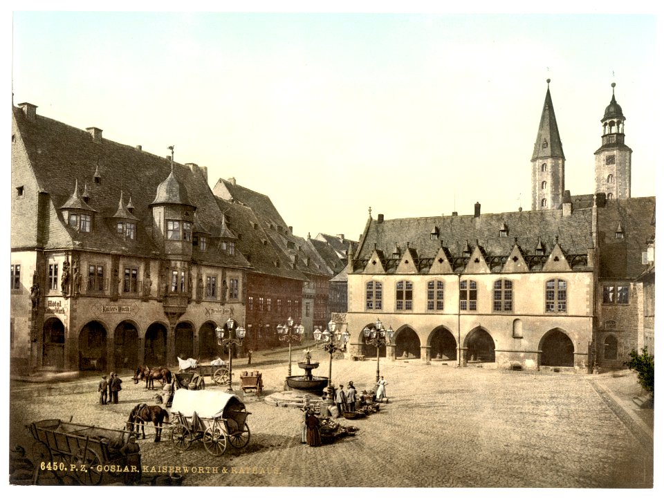 Kaiserworth and town hall, Goslar, Hartz, Germany-LCCN2002713793
