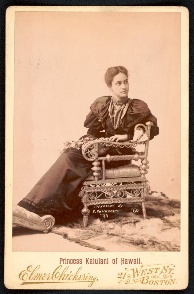 Kaiulani in Boston, 1893, seated, photograph by Elmer Chickering, Library of Congress
