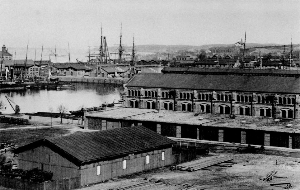 Kaiserliche Werft (Kiel 44.884)
