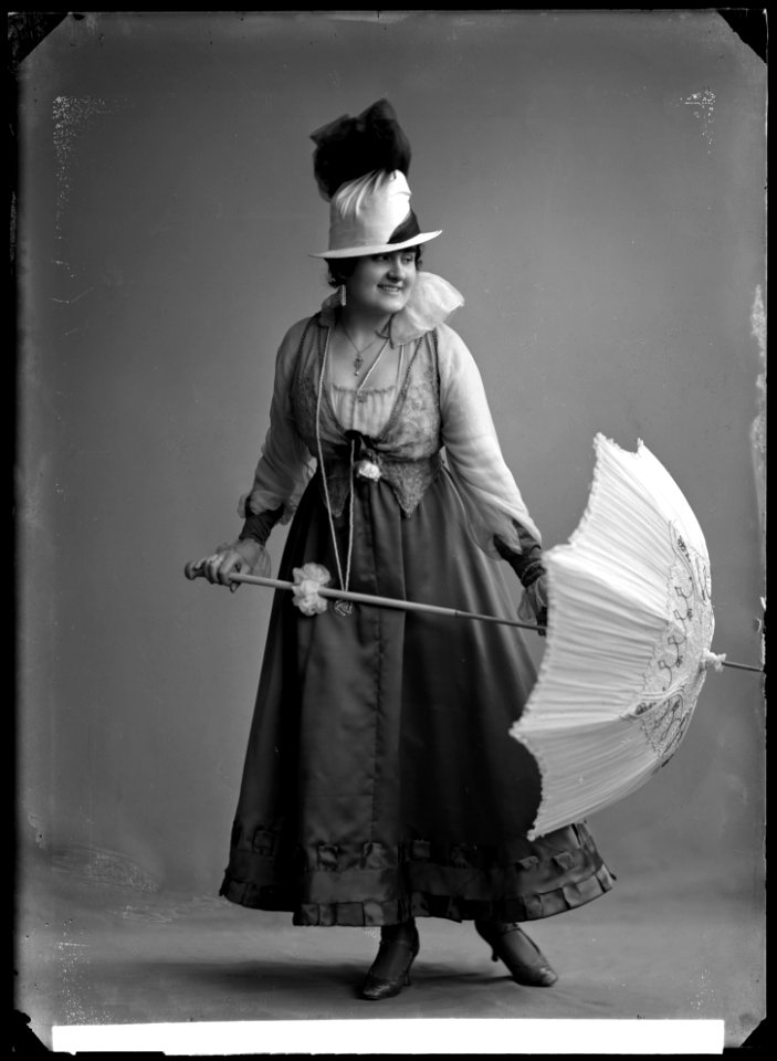 Kajsa Ranft in Afrikaresan at Oscarsteatern 1916 - SMV - GR009