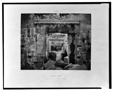 Kalabcheh (Talmis) - ruines du temple - vue intérieure du naos - Félix Teynard phot. LCCN2001695364