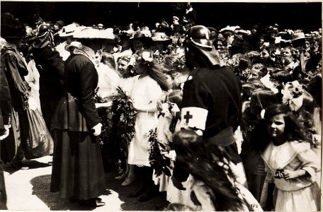 Kaiser Karl I. und Kaiserin Zita auf der letzten Station in Bregenz, während der Frontreise Kaiser Karls des I. vom 1. Juni 1917 bis zum 6. Juni 1917 an die Isonzofront, Istrien, Kärnten und Vorarlber (BildID 15565548)