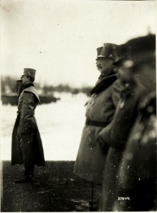 Kaiser Karl I. Besuch in Levico, Defilierung der Truppe. (BildID 15415463)