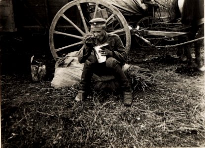 Kaiser Karl I. im Raum Snjatin am 29.7.1917 unmittelbar nach der erfolgreichen Gegenoffensive in Galizien (BildID 15566620)