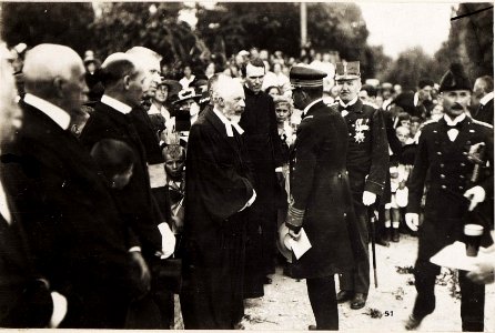 Kaiser Karl I. in Pula (Pola) während seiner Frontreise an die Isonzofront, nach Istrien, Kärnten und Vorarlberg am 3. Juni 1917 (BildID 15565135)