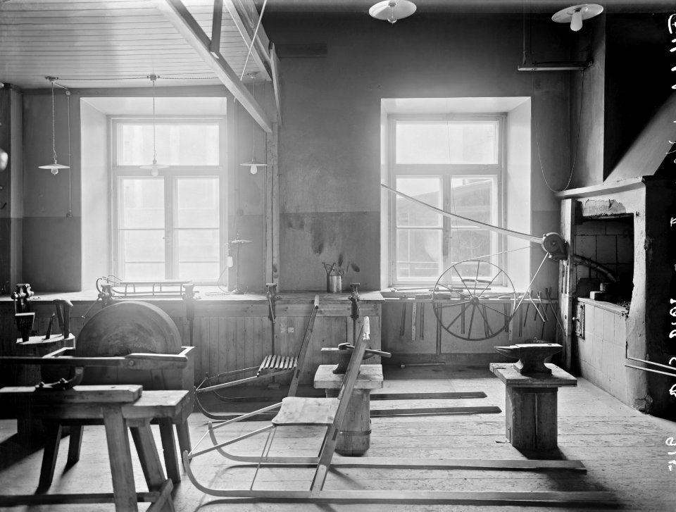 Kansakoulu, Kasarmikatu 21 Paja - N915 (hkm.HKMS000005-0000013b)