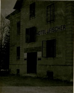 Kanzleigebäude des moblien Schazzeugdepots 7. Sprengmittel-Abtlg. in Lodensdorf-Ossiach.(22-3.1918.) (BildID 15515996)