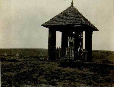 Kapelle und Heldengräber. (BildID 15523268)
