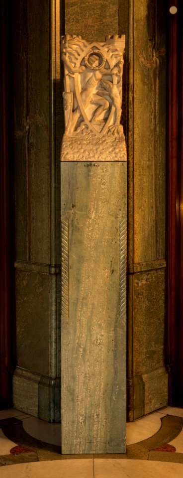 Kapitäl på piedestal - Hallwylska museet - 106950