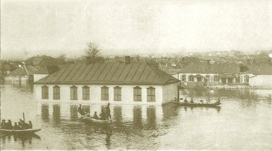 Kamianske during floods photo