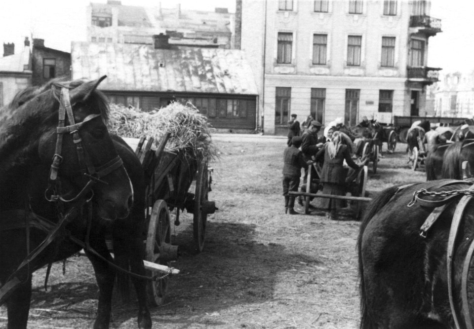 Kamienica secesyjna przy ul. Żwirki 11 w Mławie 02