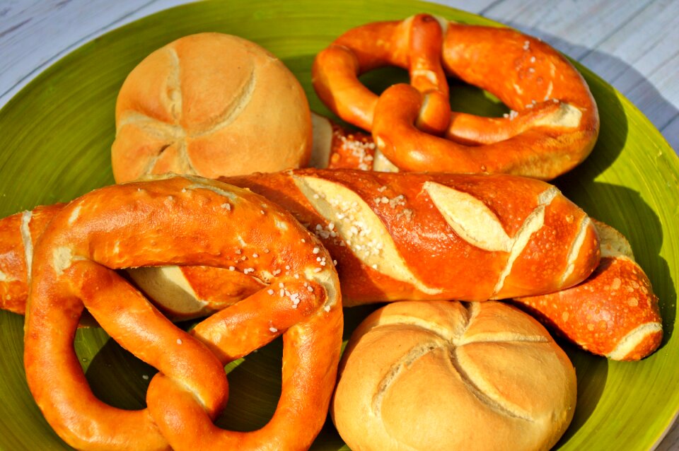 Arouse breakfast baker