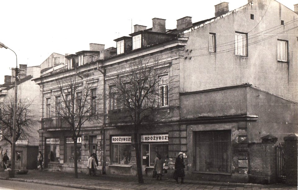 Kamienica przy ul. Żwirki 17 w Mławie 03