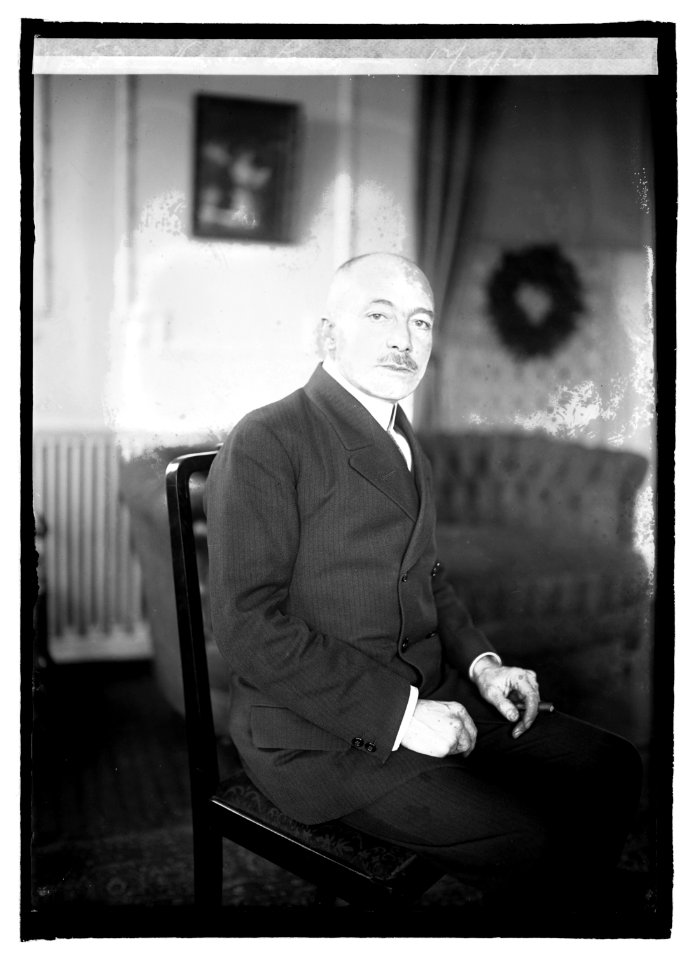 Karl Long, 12-29-21 LCCN2016845912