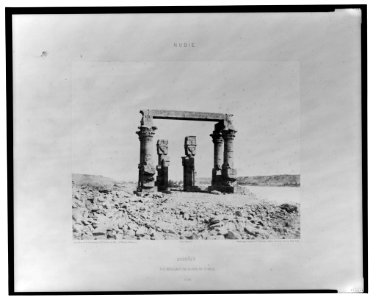 Kardâcy - vue générale des ruines du temple - Félix Teynard. LCCN2001695354