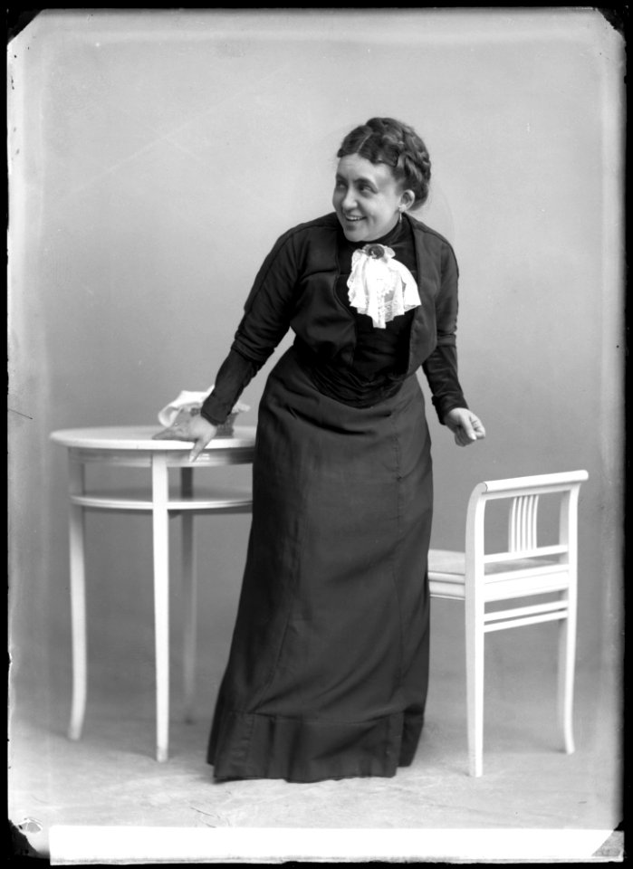 Karin Alexandersson in Zoologi at Lilla teatern 1912 - SMV - NA055