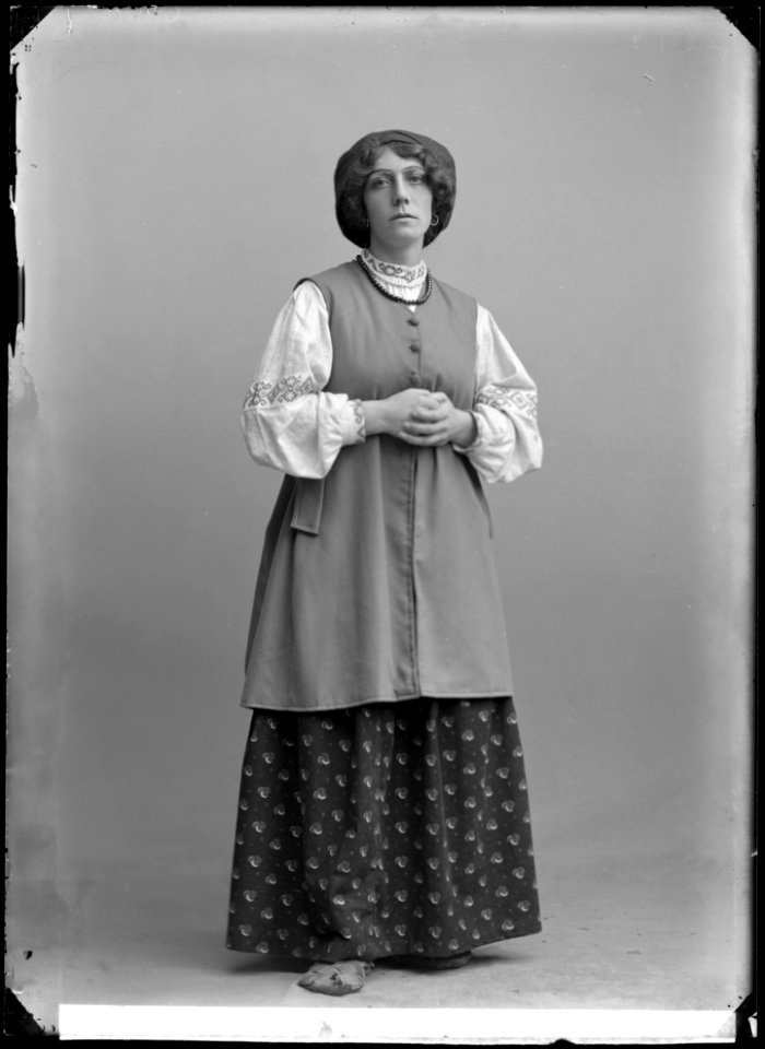 Karin Thorén in Mörkrets makt at Lilla teatern 1911 - SMV - NT030