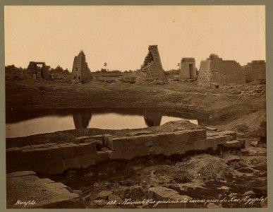 Karnak. Vue générale des ruines, prise du Lac (Égypte) - Bonfils. LCCN2004667891