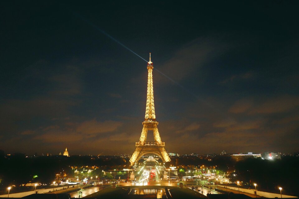 Dark night city