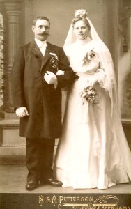 Karl Gustaf & Hanna Pettersson 1904 photo
