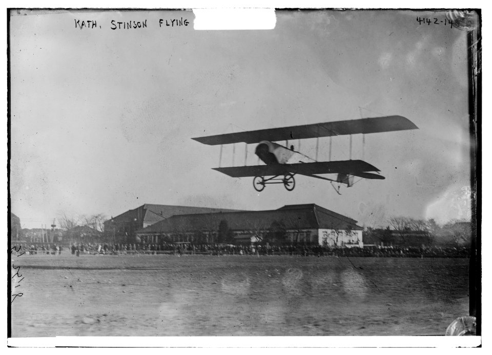 Kath. Stinson flying (at Tokyo) LCCN2014704023