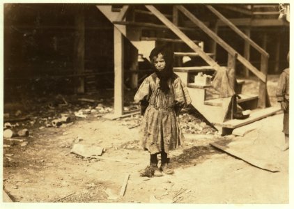 Katie Kuritzko, 7-year-old oyster shucker. Has mumps now. Her 8-year-old brother also shucks. LOC cph.3a01117 photo