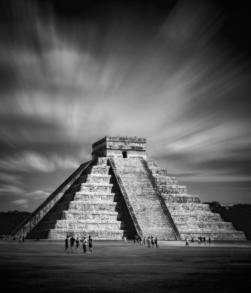 The mayans archaeology architecture