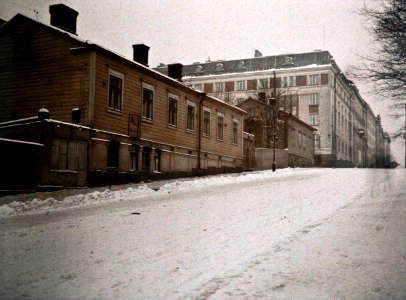 Kasarmikatu 8 ja 10 (puutalot) ja Kasarmikatu 12 - Tarkk'ampujankatu 1 - XLVIII-1596 - hkm.HKMS000005-km0000mte1