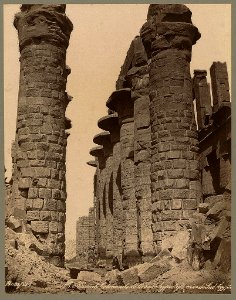 Karnak. Colonnade de la salle hypostyle, prise du Sud (Égypte) - Bonfils. LCCN2004667893