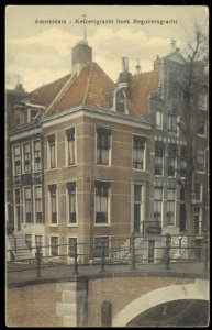 Keizersgracht 661 met rechts Reguliersgracht 36-38. Uitgave B. Brouwer, Amsterdam, Afb ANWU01701000001