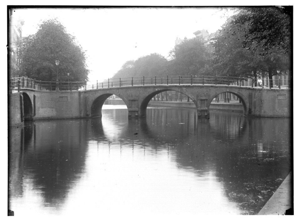 Keizersgracht 716-718-720 enz (vrnl, rechts) Jacob Olie (max res)