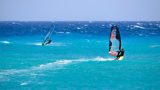 Extreme surfing windsurfer