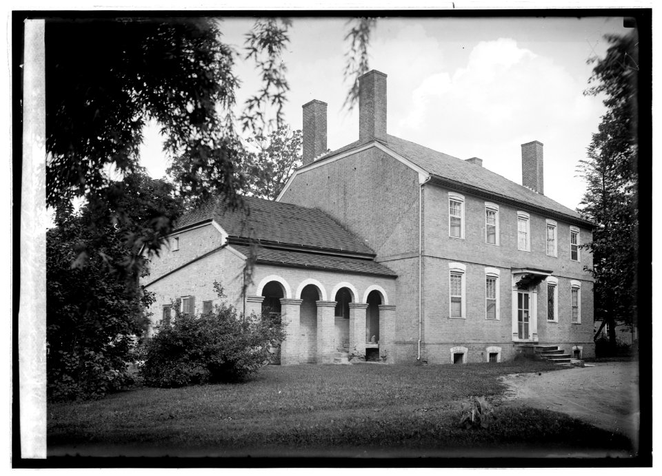 Kenmore at Fredksburg (i.e., Fredericksburg) LCCN2016846572