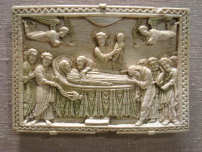 Keoimesis or Death of the Virgin, Byzantine ivory, circa 1000 AD - Worcester Art Museum - IMG 7513