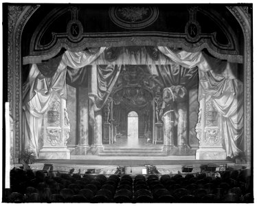 KEITH'S THEATER. CURTAIN LCCN2016861569