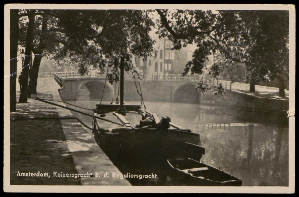 Keizersgracht bij kruising Reguliersgracht. Uitgave Rembrandt, Amsterdam, Afb PBKD00260000009