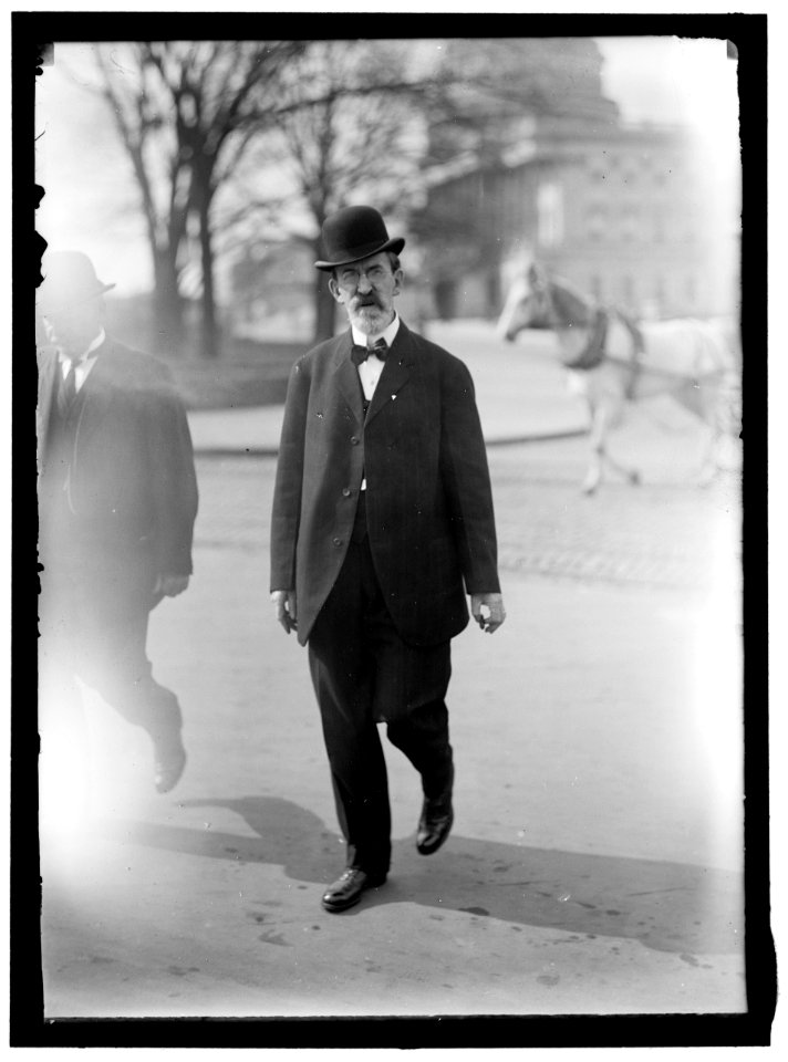 KERN, JOHN WORTH. SENATOR FROM INDIANA, 1911-1917 LCCN2016864478