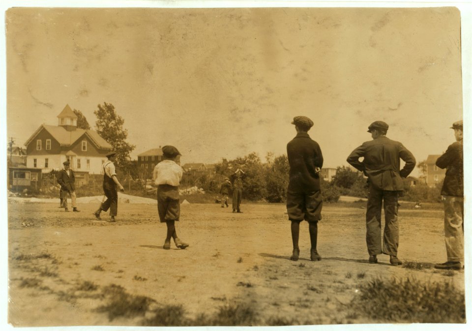 Kerr Thread Ball field at noon hour. See 4212. LOC cph.3b33410