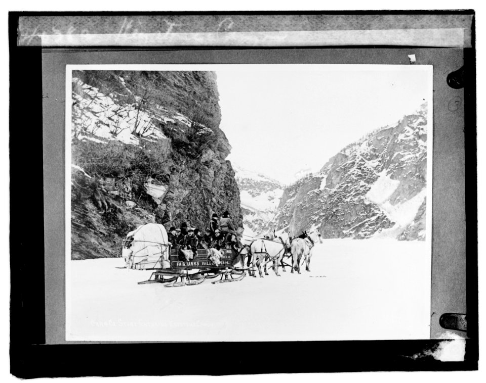Keystone Canyon LCCN2016819533