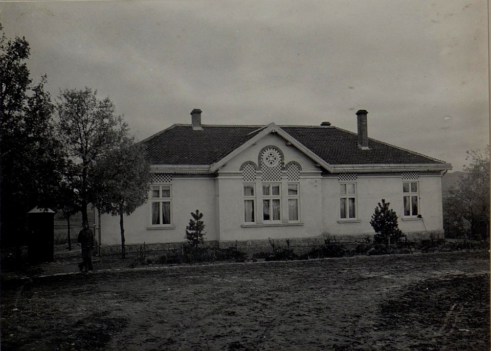 Kgl. Schloss in Topola. November 1915. (BildID 15454237)