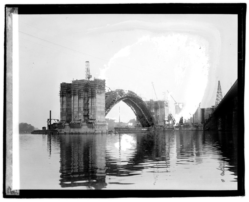 Key Bridge under const. LCCN2016826862