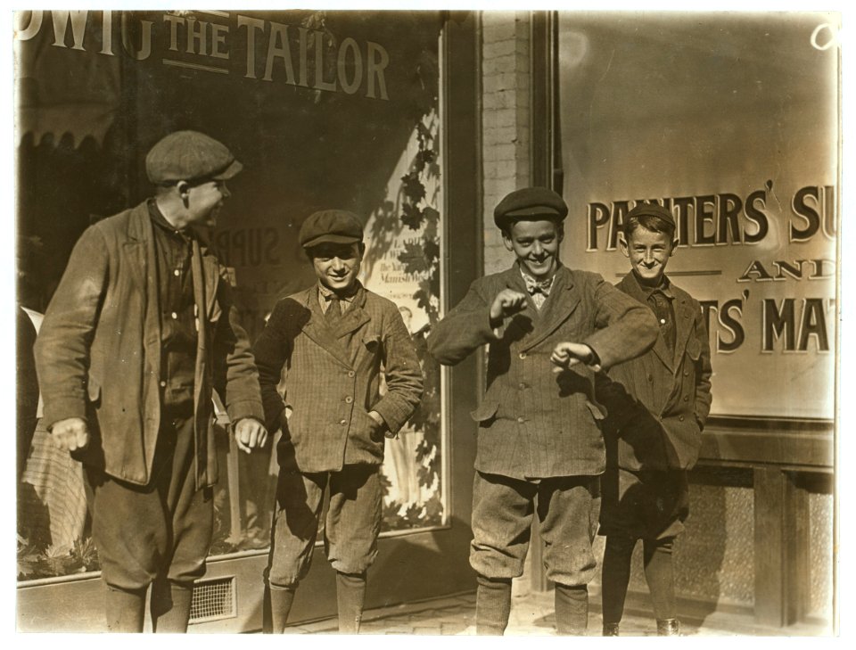 Kibbe's Candy Factory. Freddie Reed, Jos. Giordano, Willard Leavenworth, Francis Clancy. LOC nclc.04605