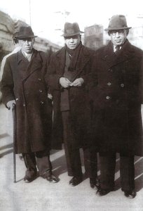 Khalil bey Khasmammadov, Naghi bey Sheykhzamanli and Mashadi Ali Rafioghlu (Istanbul,1945)