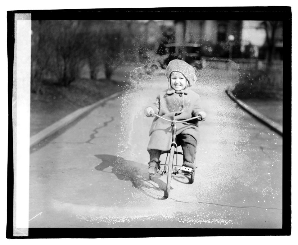 Kids in park LOC npcc.03867