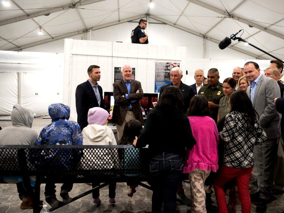 Kevin K. McAleenan & Vice President Mike Pence (48300244401)