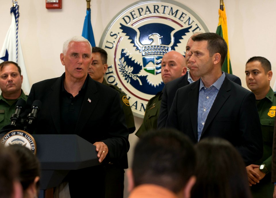 Kevin K. McAleenan & Vice President Mike Pence (48300350412)