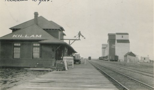 Killam Depot, Alberta (HS85-10-38262)