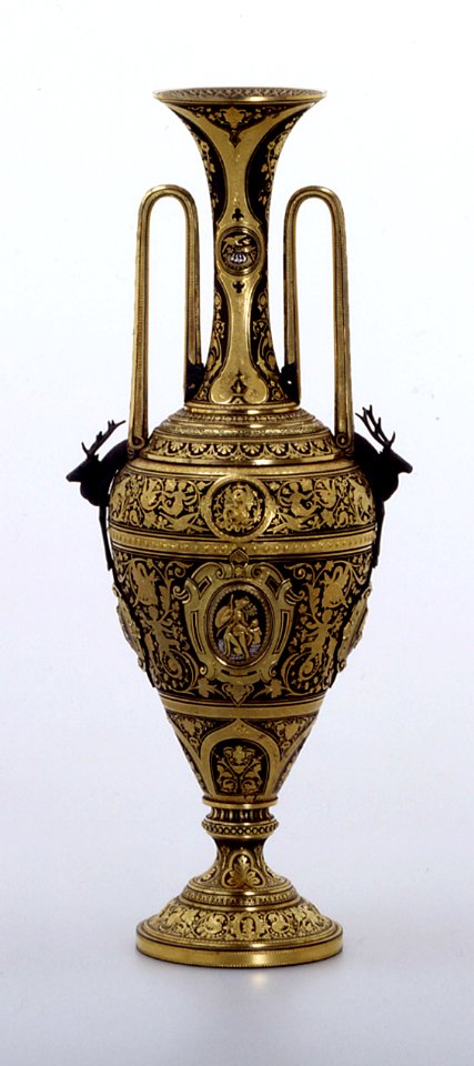 Khalili Collection Spanish Damascened Metalwork ZUL093