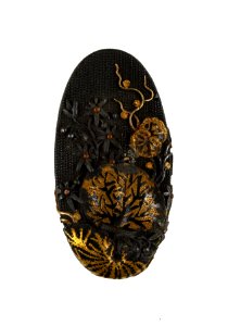 Kikugawa Hisahide - Kashira with Flowering Vine - Walters 511039